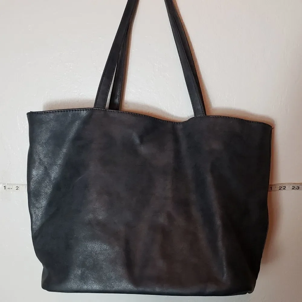 New studded hobo